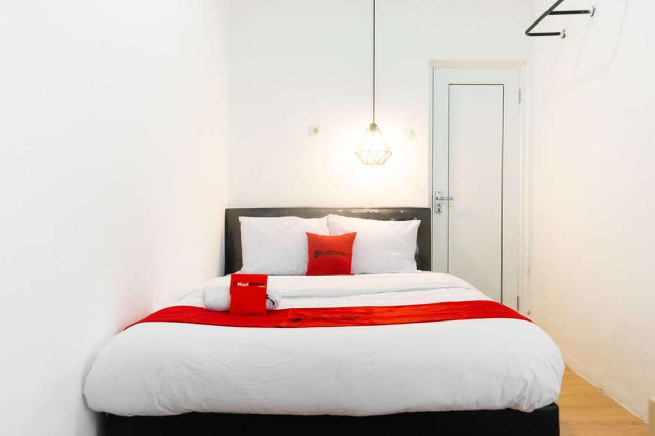 Reddoorz Near Sam Poo Kong 3 Semarang Ξενοδοχείο Εξωτερικό φωτογραφία